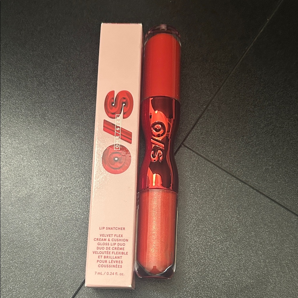 One Size Lip Snatcher Velvet Flex Cream & Cushion - No Speed Limit